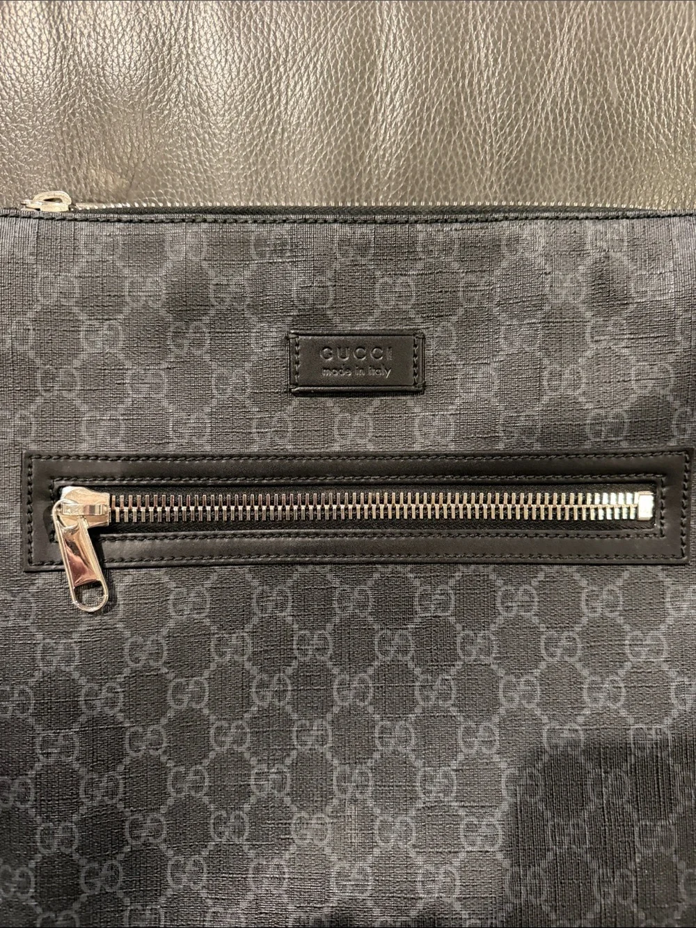 Gucci Black Messenger Bag with Red-Blue Web Strap